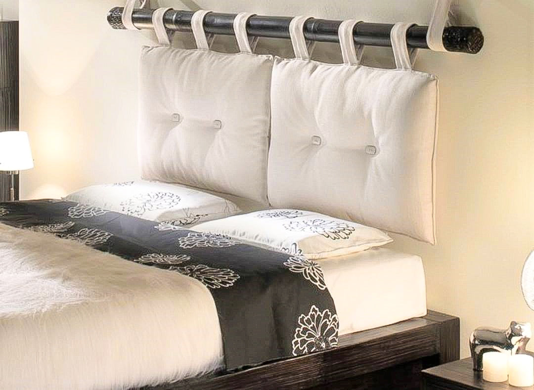 In Ferro Battuto Letto Con Cuscini Sulla Spalliera Letto In Ferro