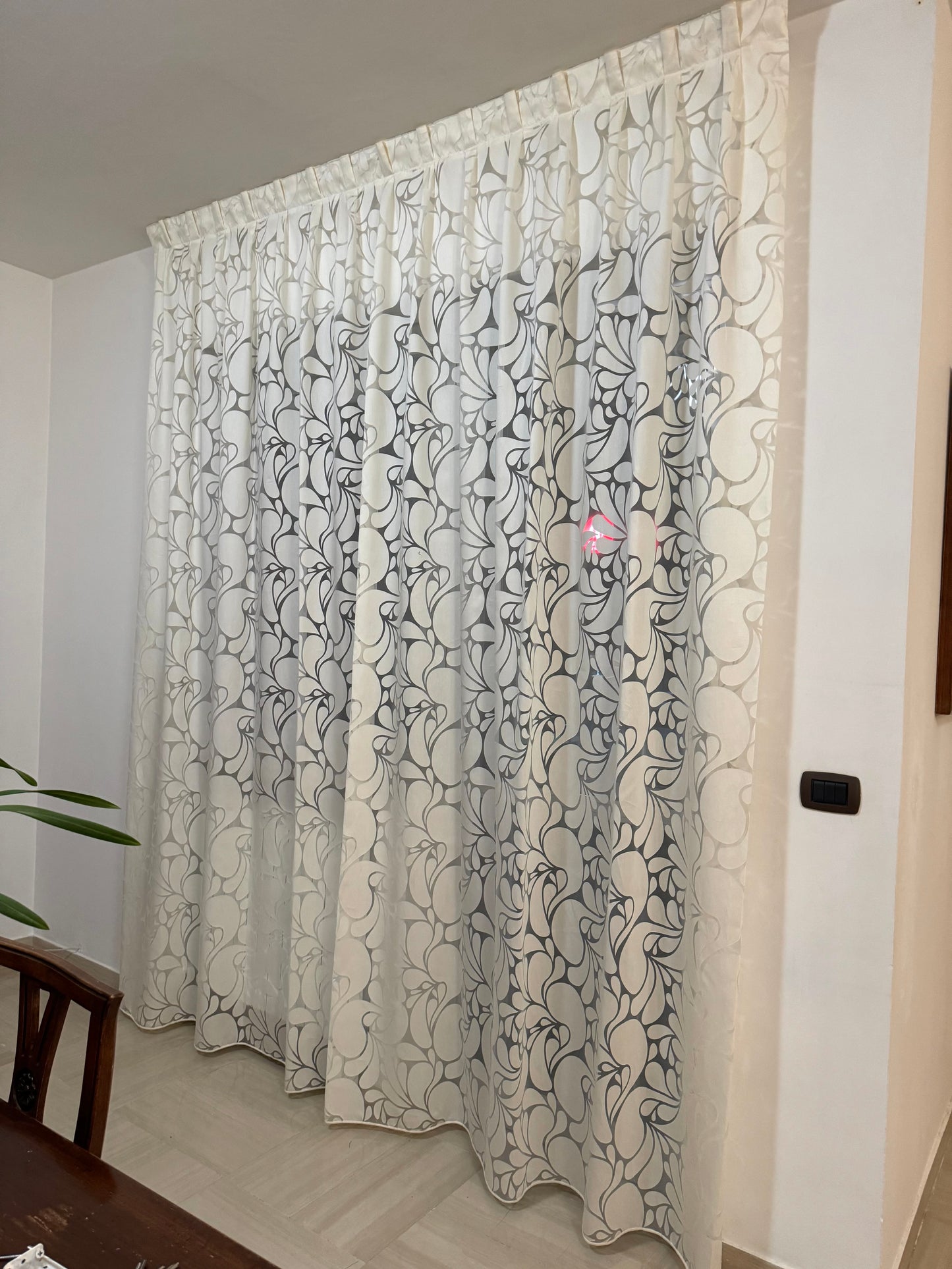 Tenda per salotto, soggiorno, classica, panna con gocce, su misura